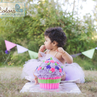 First birthday cake smash True Colors Photography