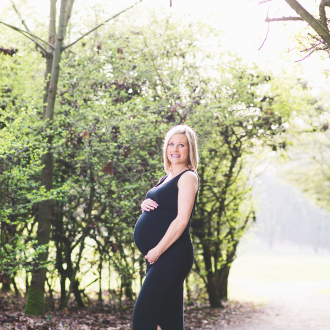 Maternity photographer Abbotsford