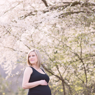 Maternity photographer Abbotsford