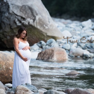 Abbotsford Langley Fraser valley maternity photographer