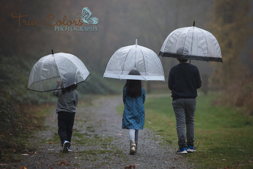 Children's photography Abbotsford Fraser Valley Douglas Taylor Park Rainy day