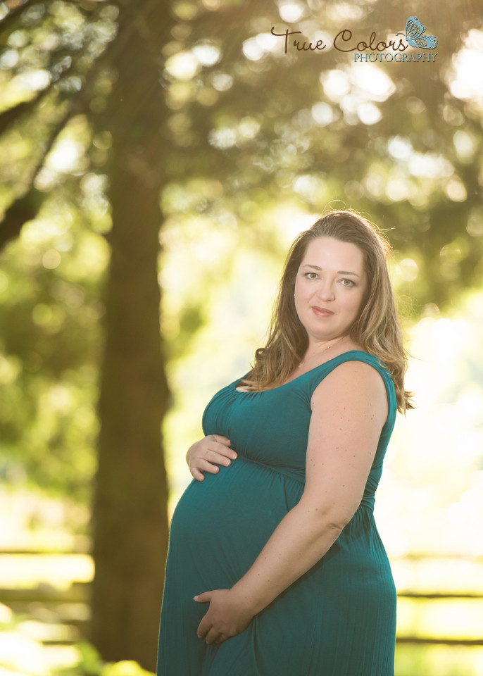 Maternity Photographer Abbotsford fraser valley studio and outdoor baby bump photography