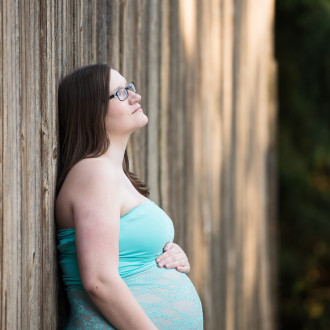 Maternity Photographer Abbotsford fraser valley studio and outdoor baby bump photography