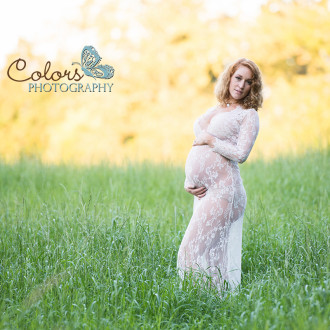 Maternity Photographer Abbotsford fraser valley studio and outdoor baby bump photography