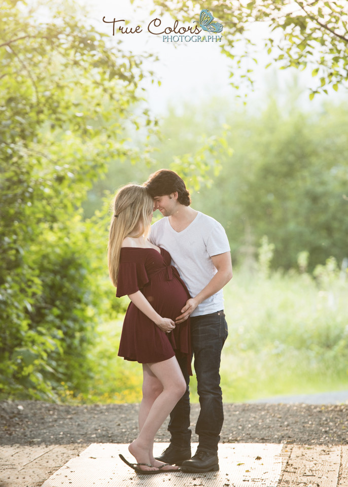 Maternity Photographer Abbotsford fraser valley studio outdoor